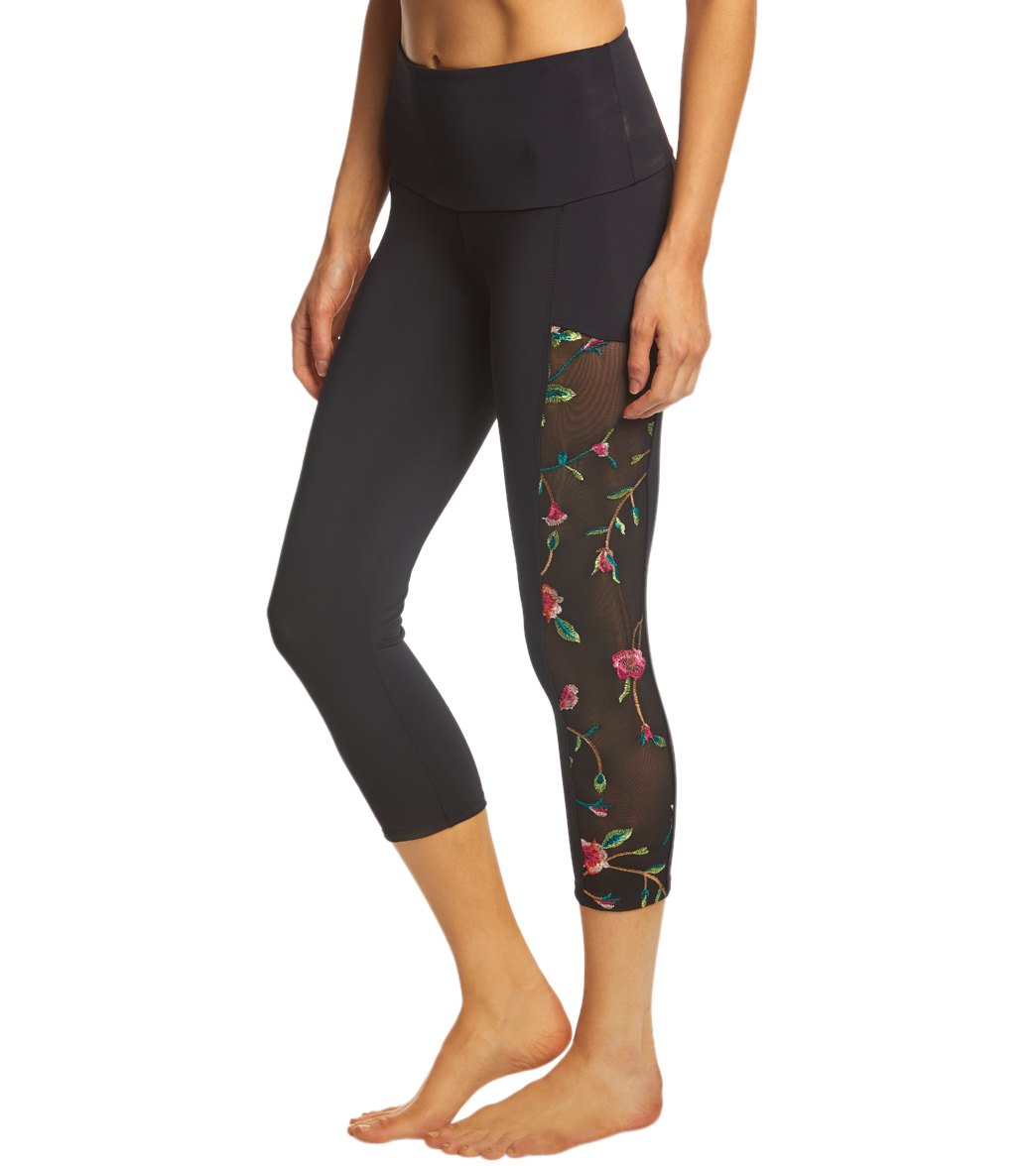 Onzie Stunner Yoga Capris