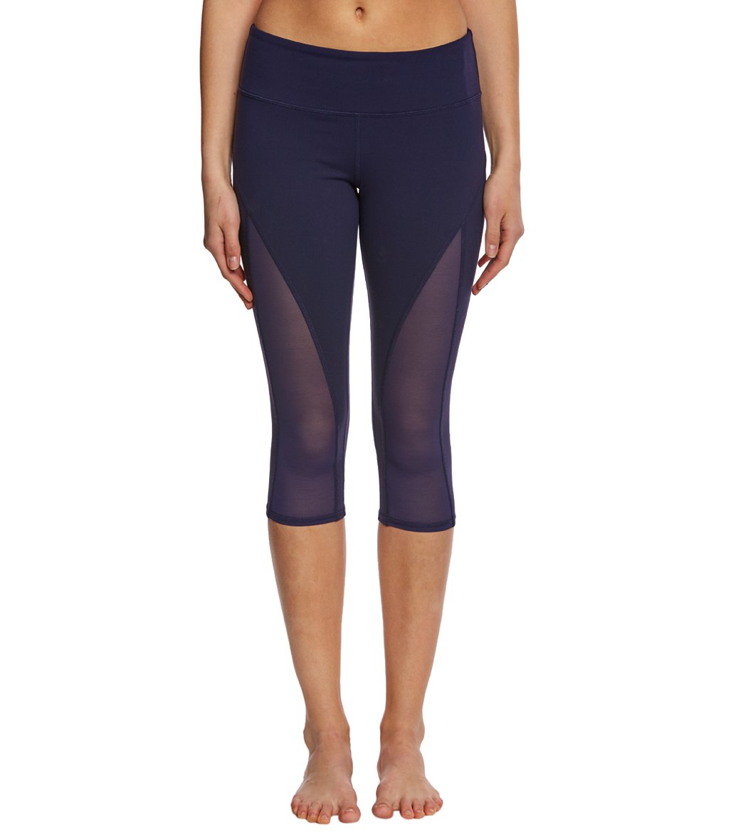 Alo Yoga Equalize Yoga Capris